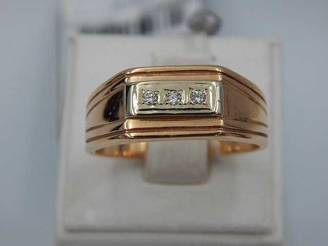 Перстень из красного и белого золота с бриллиантом (-ми) (31200407) 1