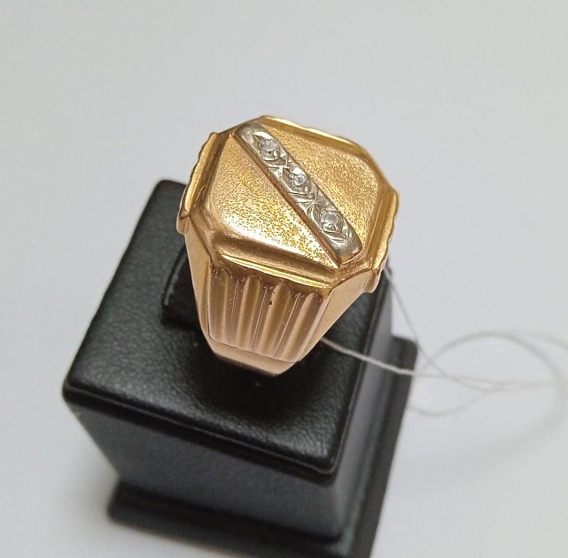 Перстень из красного и белого золота с цирконием (32376216)  1