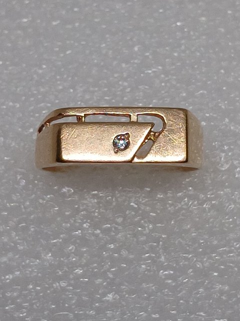 Перстень з червоного золота з цирконієм (33687353) 0