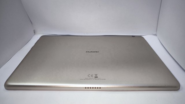 Планшет Huawei MediaPad T3 10 LTE (AGS-L09) 2/16Gb 4